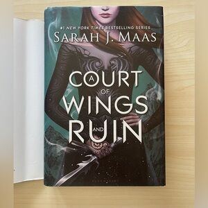 A Court of Wings and Ruin Hardcover Book